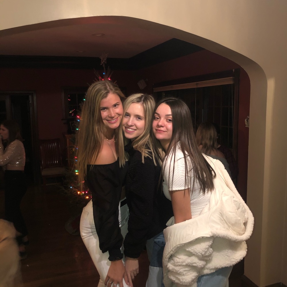 Meet your Posher, Abby